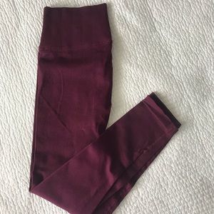 PINK  Victoria's Secret- Velvet/Purple leggings